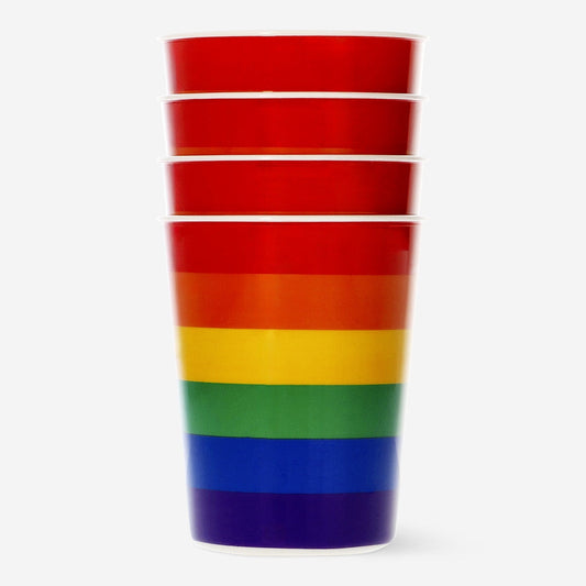 Plastic cups. 4 pcs