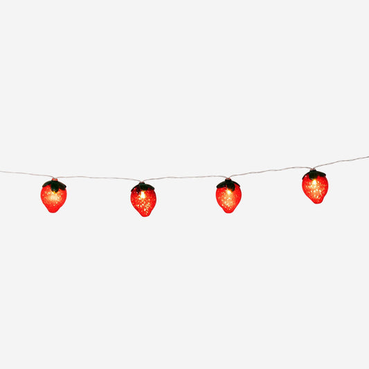 Strawberry string lights. 285 cm