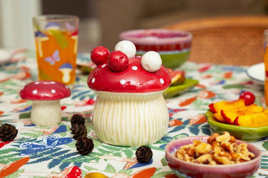 How to Host the Coziest Autumn Gathering 🍂