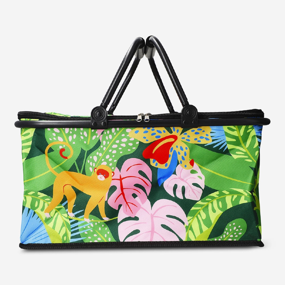 Flying Tiger Copenhagen cooler bag with tropical print, 45x26 cm, ideal for keeping food and drinks cool during outings.