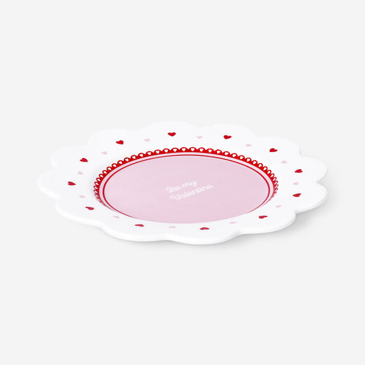 Serving plate with hearts and scalloped edges - 20 cm