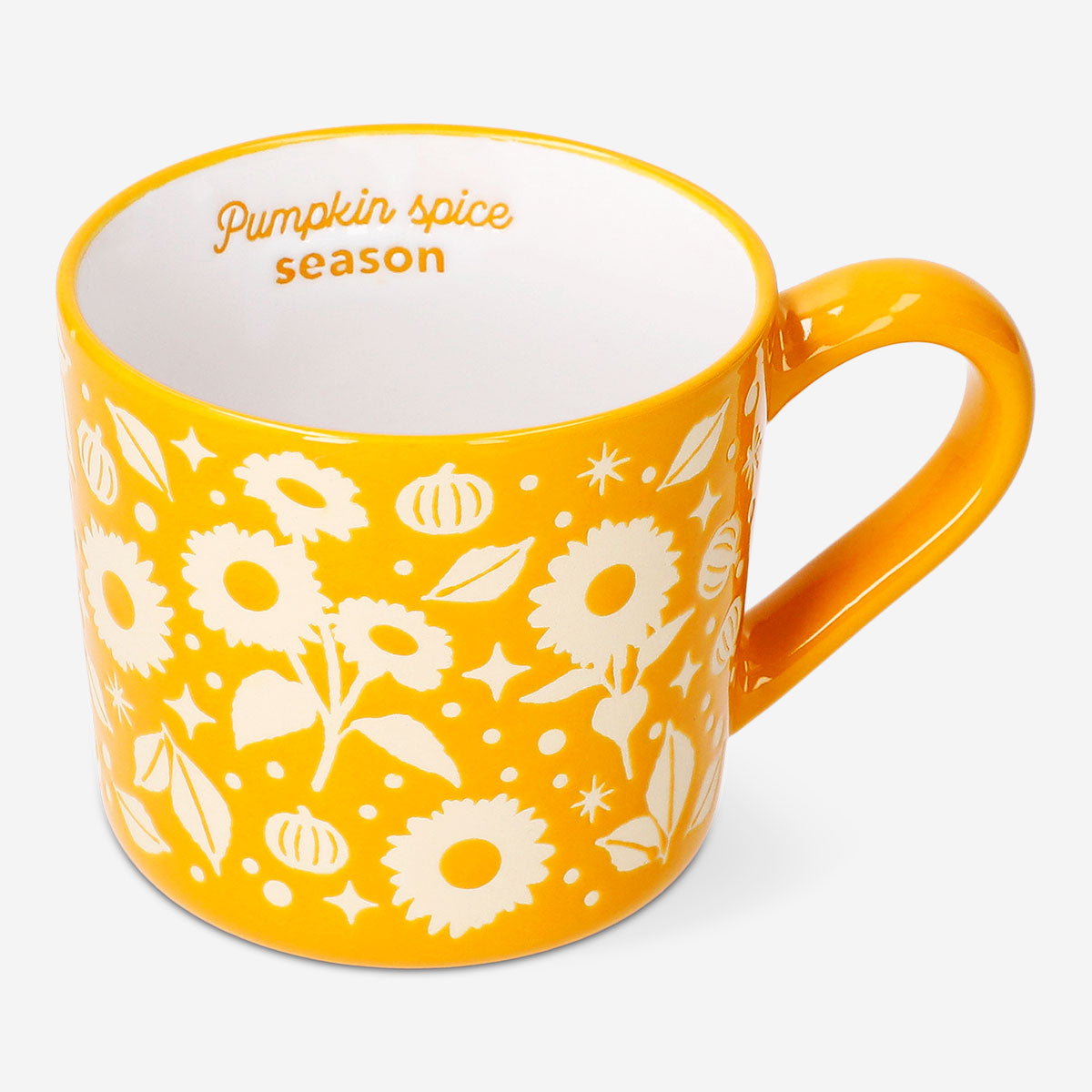 Flying Tiger Copenhagen 450ml kitchen mug with autumnal print showcasing warm fall leaves and cozy design.