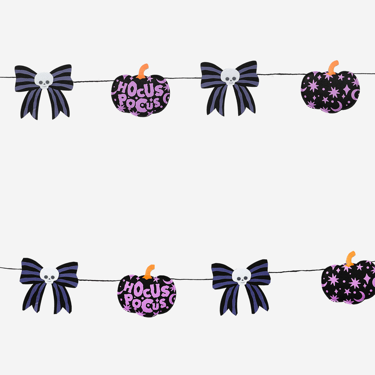 Halloween felt garland with pumpkins and bows, 300 cm, from Flying Tiger Copenhagen, decorated with festive orange and black felt pumpkins.