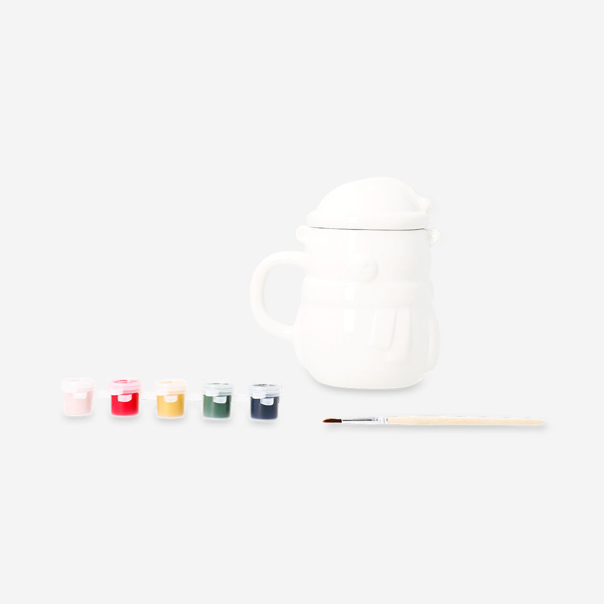 DIY polar bear mug with 400 ml capacity, featuring a playful polar bear design, perfect for hobbies and creative projects.