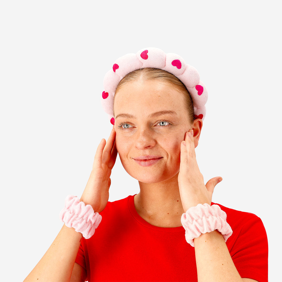 Flying Tiger Copenhagen hairband with accessories for face washing, designed to keep hair away from the face during skincare routines.
