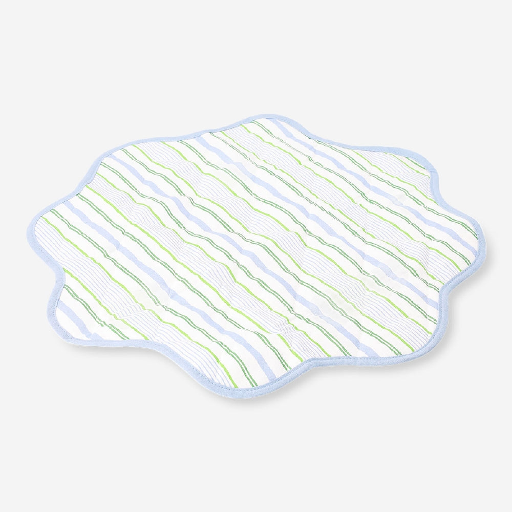 Round quilted placemat with striped pattern, 40 cm in size, from Flying Tiger Copenhagen, ideal for kitchen table settings.