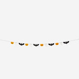 Halloween felt garland from Flying Tiger Copenhagen, 300 cm long, featuring festive felt decorations for party decor.