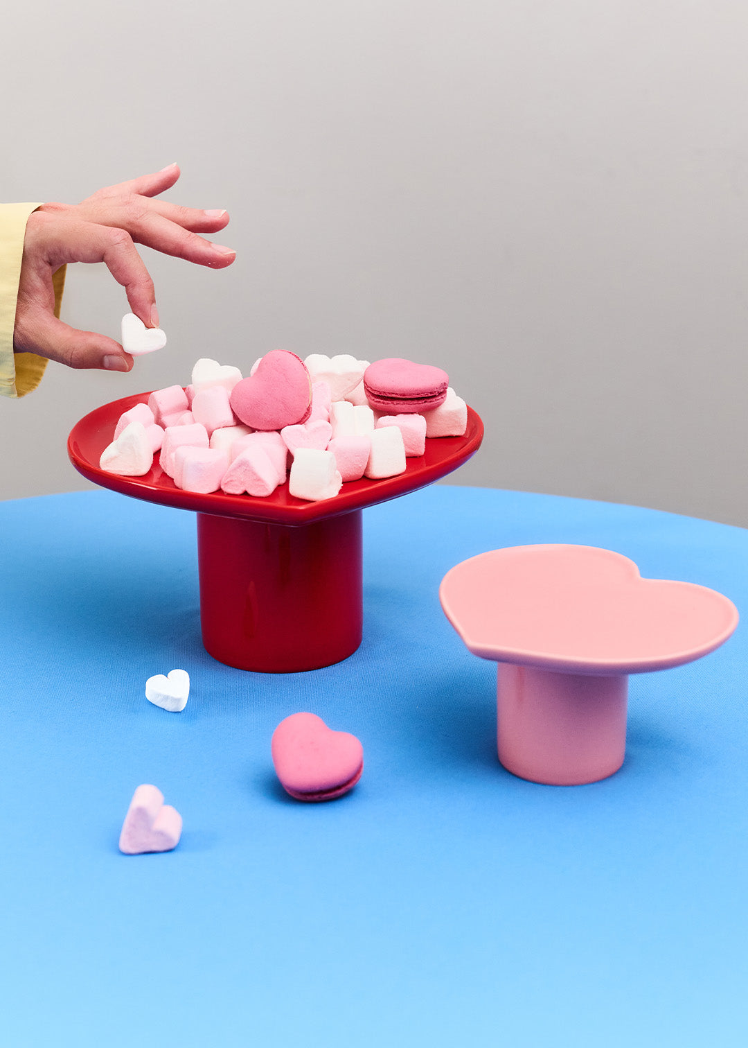 Set of heart cake stands - 2 pcs