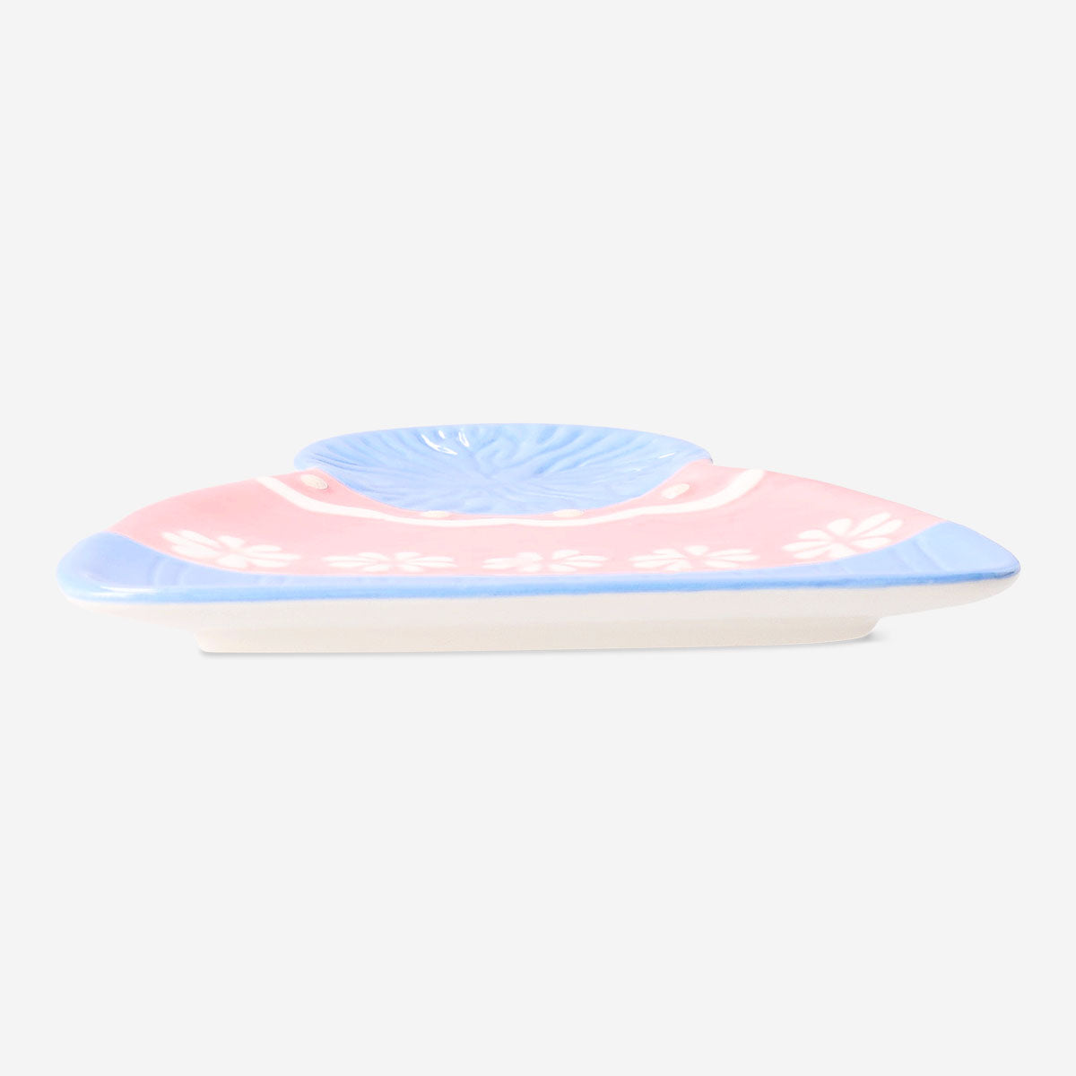 Flying Tiger Copenhagen winter beanie dish, 16x16 cm, made of durable material, suitable for kitchen or decorative use