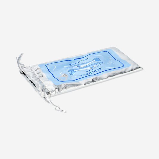 Brillenetui met sardientjes