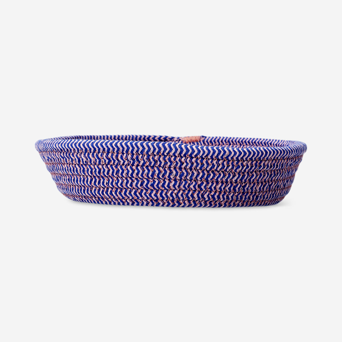 Cotton rope bread basket from Flying Tiger Copenhagen, 23 cm kitchen storage with woven design and natural cotton material.