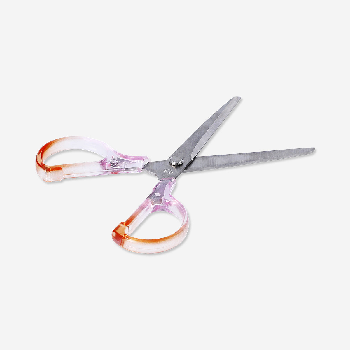 Scissors with gradient