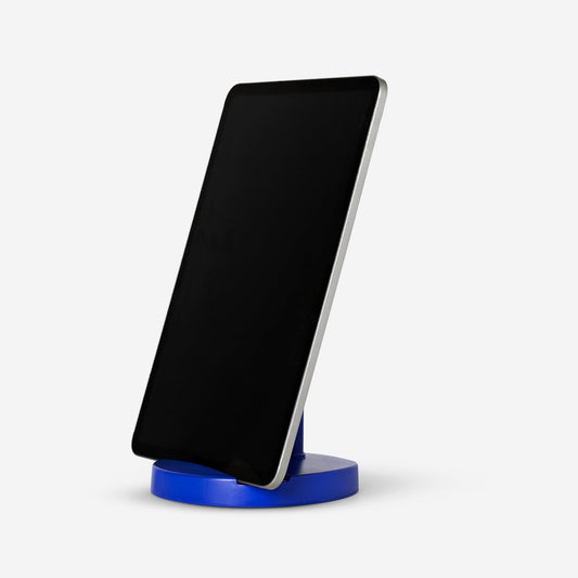 Adjustable stand. For smartphones and tablets