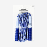 Corda de saltar azul para fazeres exercício