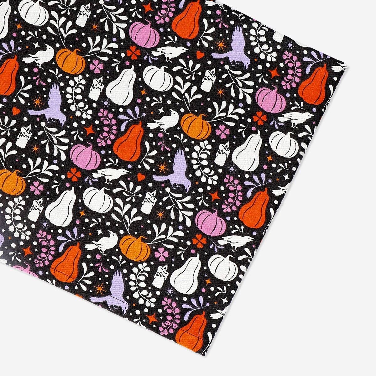 Black tablecloth with pumpkins - 140x220 cm home Flying Tiger Copenhagen 