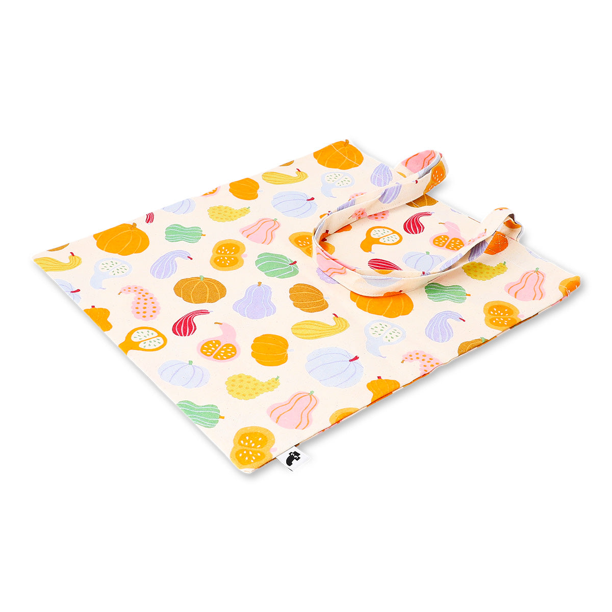 Textile tote bag with pumpkin design from Flying Tiger Copenhagen, featuring vibrant autumn-inspired pumpkin illustrations.