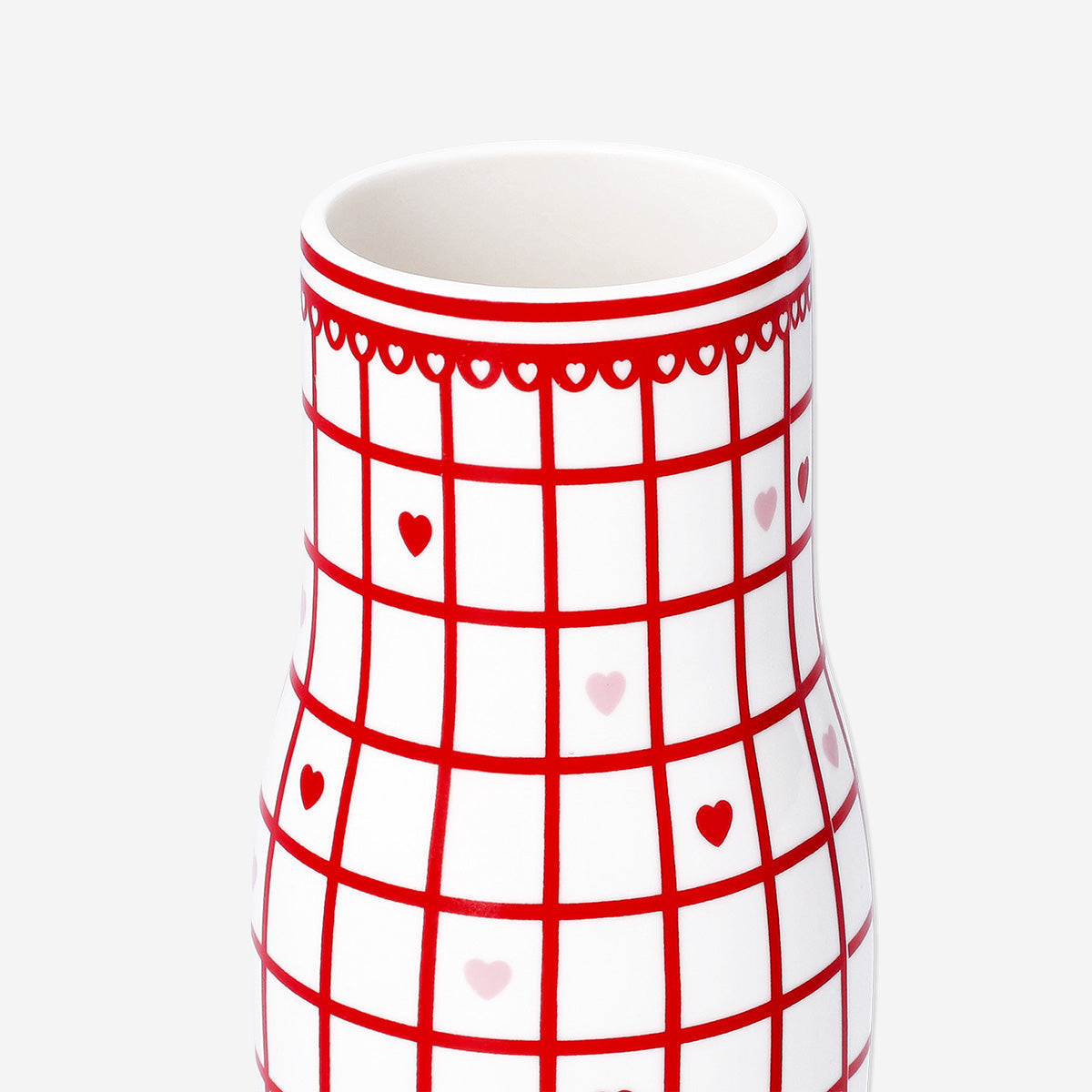 Ceramic vase with hearts