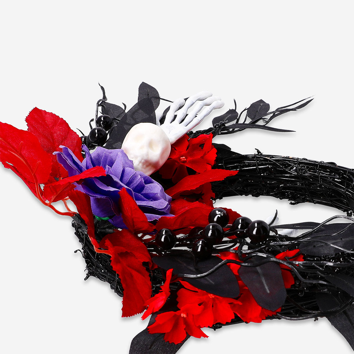 Halloween wreath with orange and black decorations, 20 cm size, perfect for Halloween home decor from Flying Tiger Copenhagen