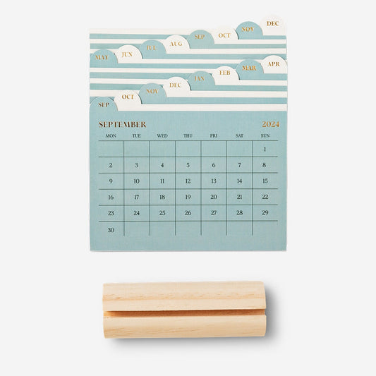 Bureaukalender met houten houder - Engels