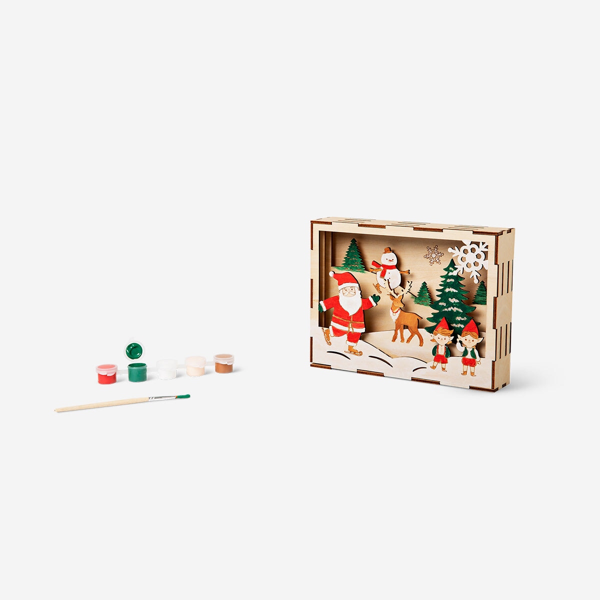 DIY Christmas scene with paint Hobby Flying Tiger Copenhagen 
