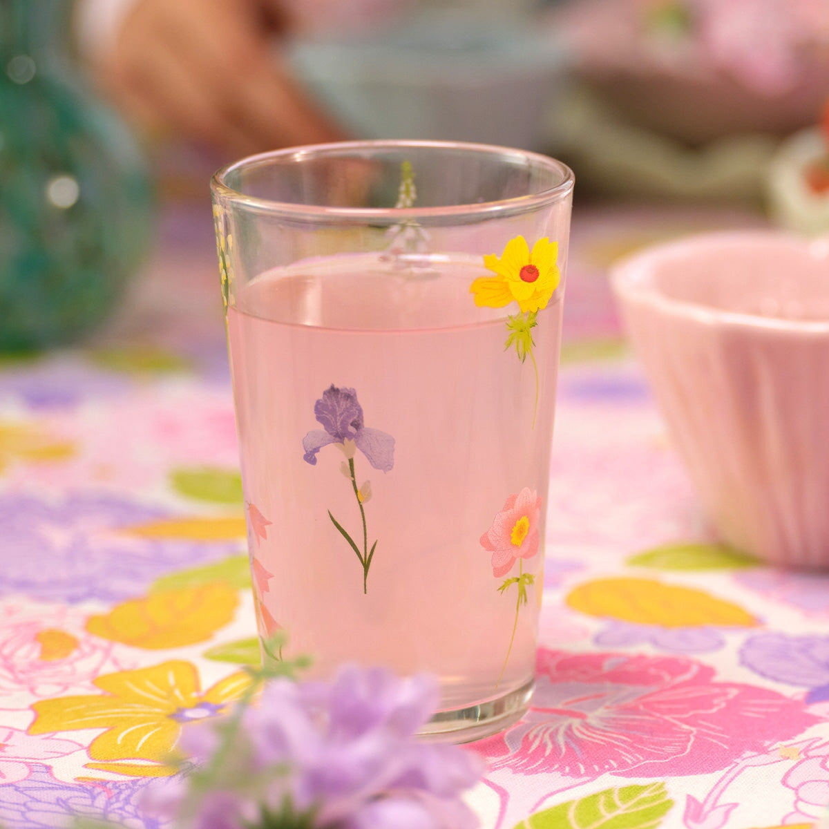 Drinking glass with flowers - 220 ml Kitchen Flying Tiger Copenhagen 