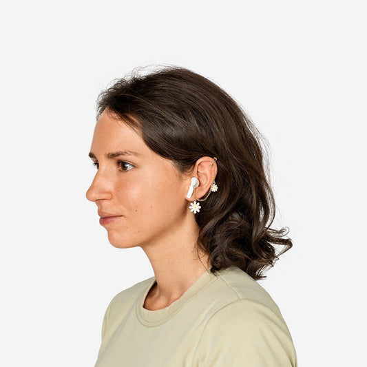 Řetízek na ucho. Pro bezdrátová sluchátka