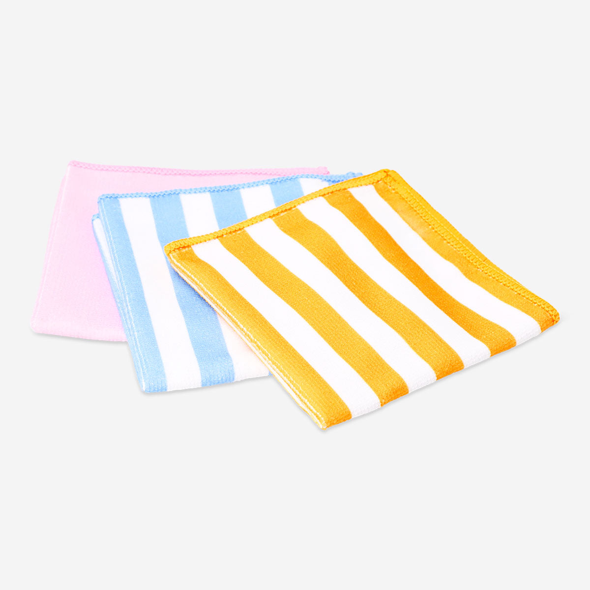 Set of three microfiber kitchen cloths from Flying Tiger Copenhagen, soft and absorbent for cleaning and drying dishes.