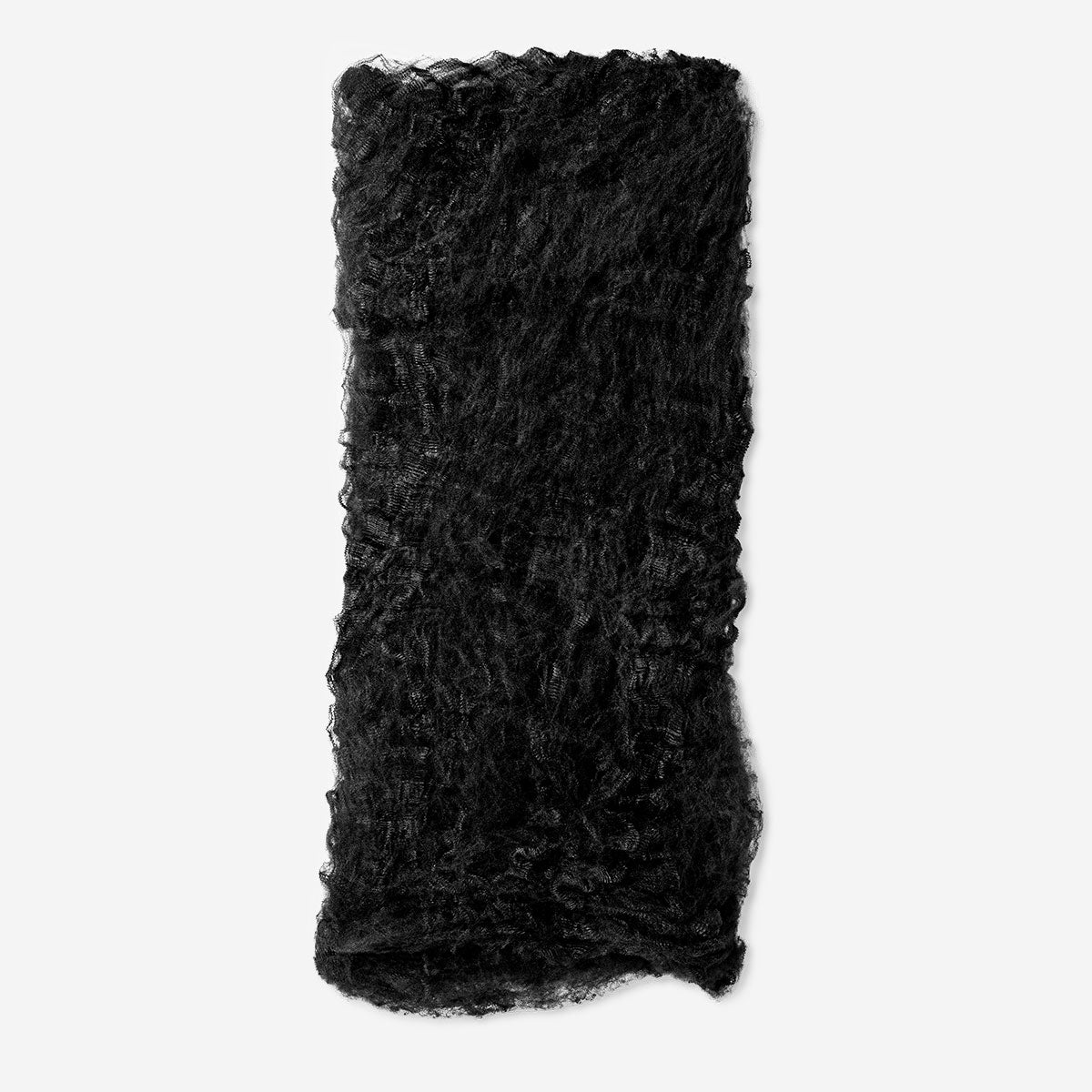 Black spider cobweb decoration for parties, measuring 70x400 cm, from Flying Tiger Copenhagen. Perfect for Halloween or spooky events.