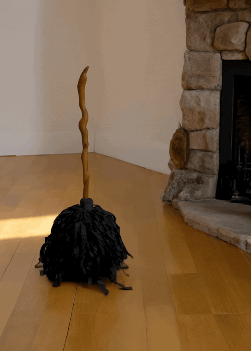 Haunted moving broom Gadget Flying Tiger Copenhagen 