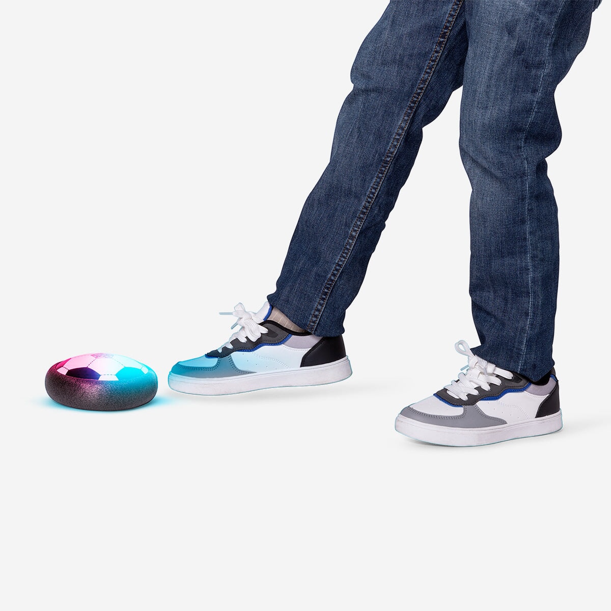 Hovering football game - For indoor use game Flying Tiger Copenhagen 