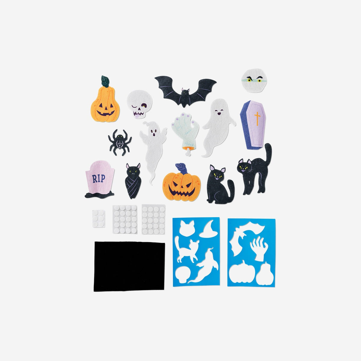 Felt haunted house with detachable figures Hobby Flying Tiger Copenhagen 