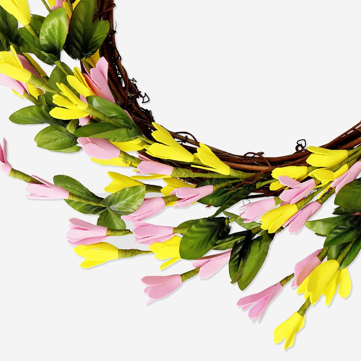 Pink and yellow wreath Home Flying Tiger Copenhagen 