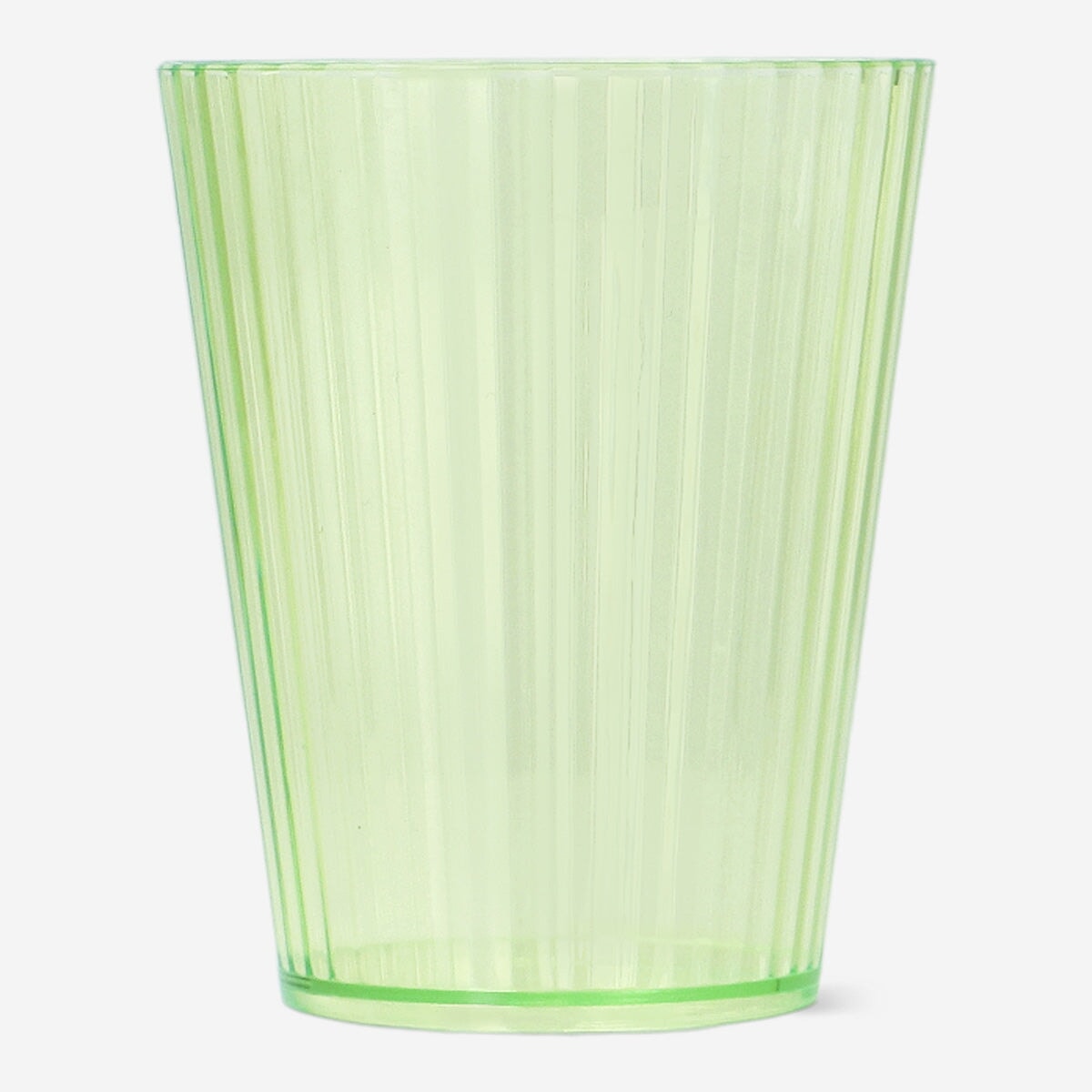 Green plastic drinking glass Kitchen Flying Tiger Copenhagen 