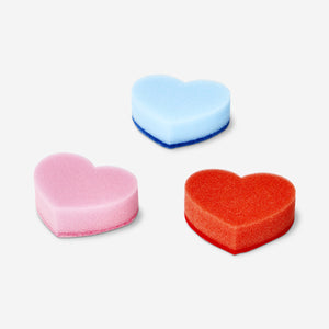 Set of 9 Heart-shaped kitchen scourer sponges from Flying Tiger Copenhagen, ideal for cleaning dishes and surfaces.