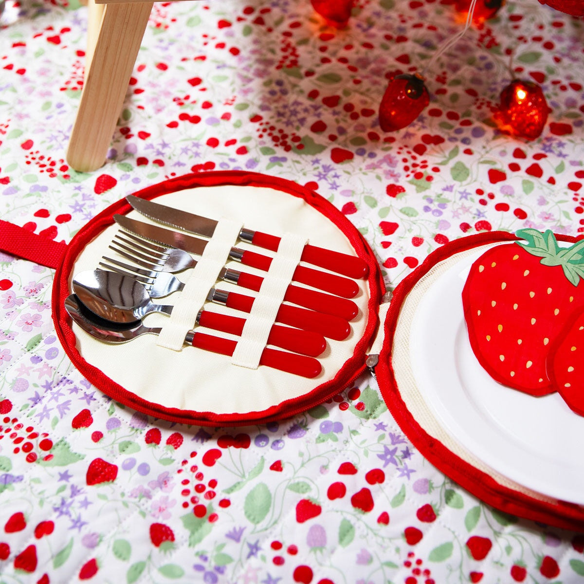 Picnic Set for Two – Stylish Outdoor Dining Essentials