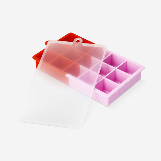 Roze en rode ijsblokjesvorm