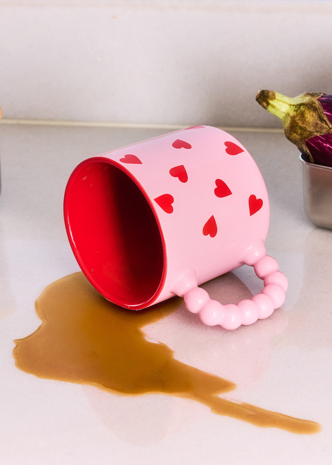 Pink mug with red hearts - 350 ml