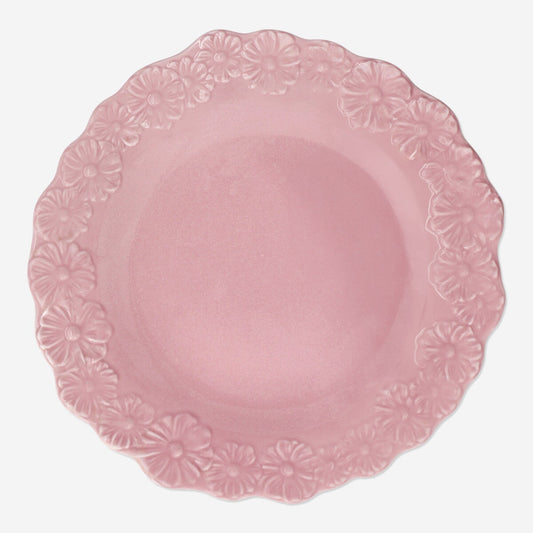 Plato rosa con flores en relieve