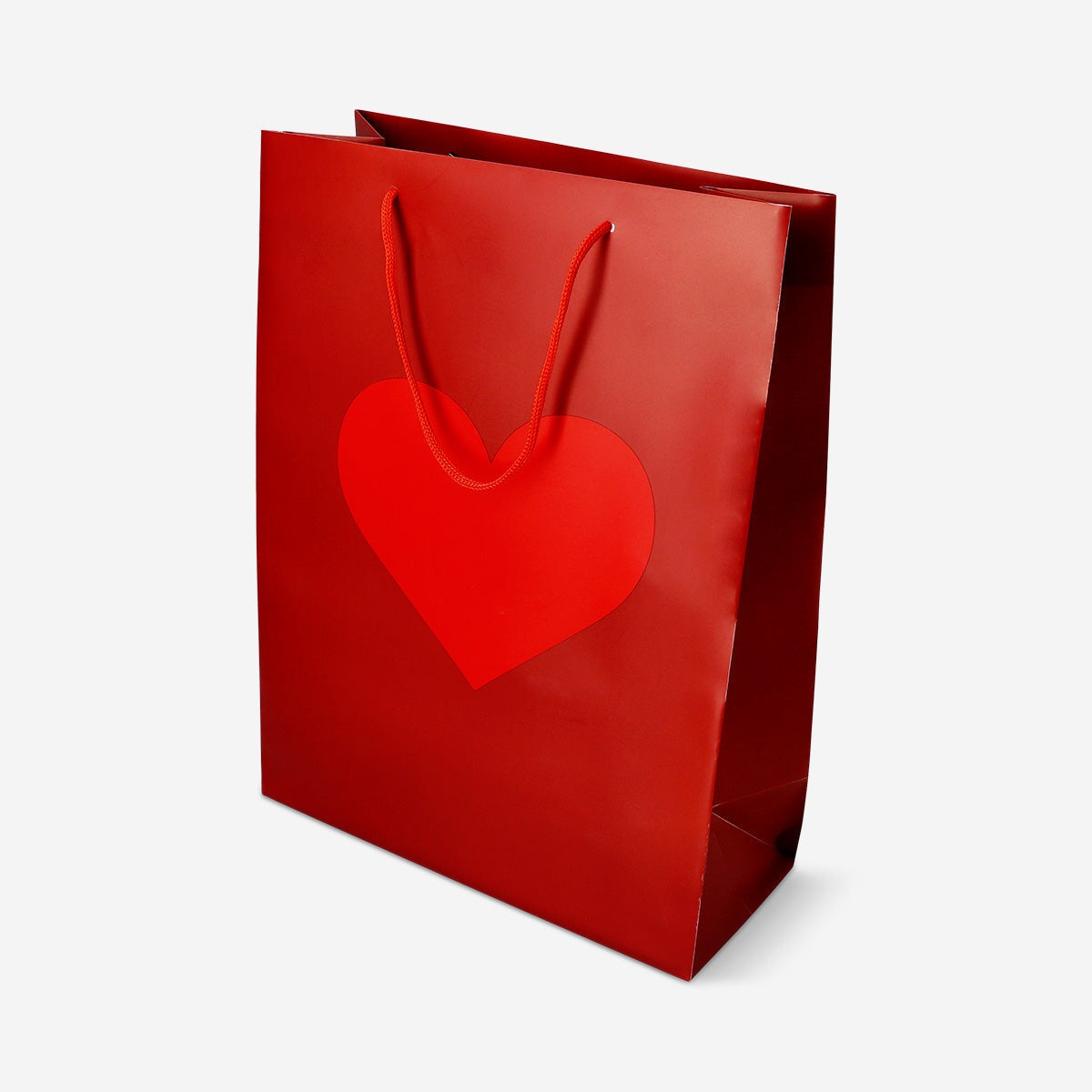 Gift bag with red heart Office Flying Tiger Copenhagen 