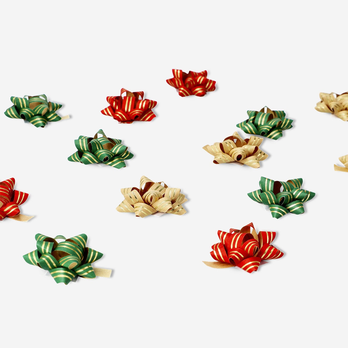 Box of adhesive gift bows - 15 pcs Office Flying Tiger Copenhagen 