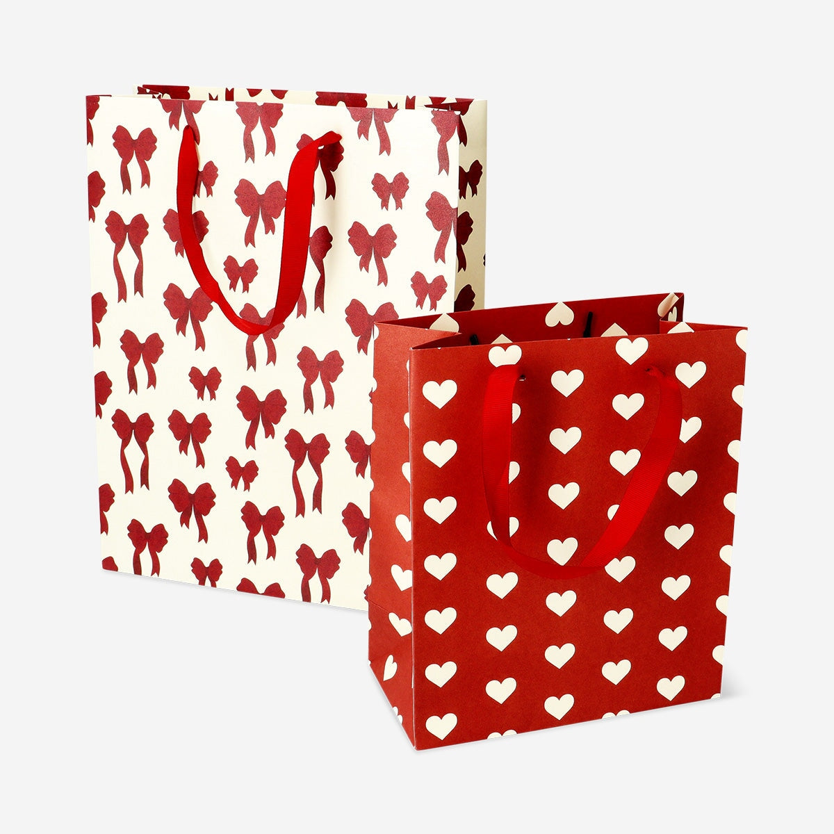Gift bags with bows and hearts - 2 pcs Office Flying Tiger Copenhagen 