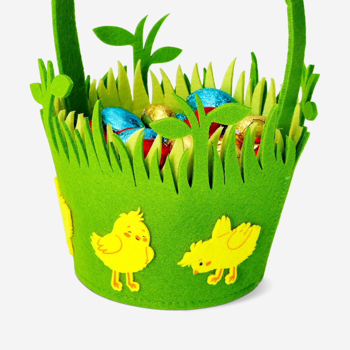 Colorful Flying Tiger Copenhagen Easter party bag with festive design and handle, perfect for celebrating and gifting during Easter festivities.