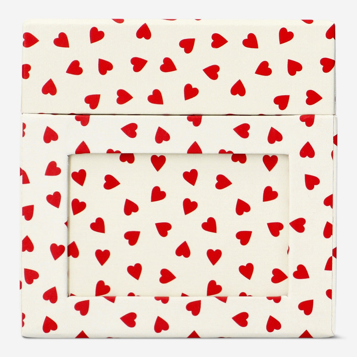 Party gift box for photos with red hearts from Flying Tiger Copenhagen, featuring decorative packaging for celebrations.