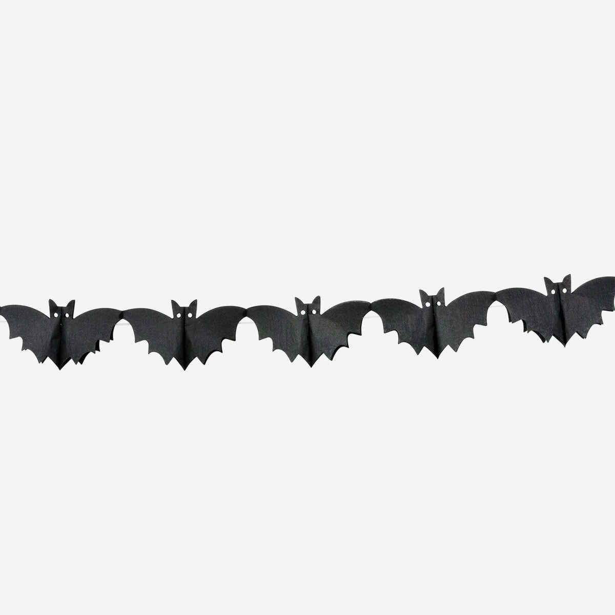 Paper bat garland from Flying Tiger Copenhagen, 300 cm long, ideal for Halloween or spooky party decorations.