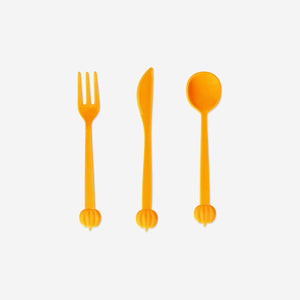 Flying Tiger Copenhagen pumpkin-themed cutlery set with six pieces, perfect for festive parties and seasonal celebrations.
