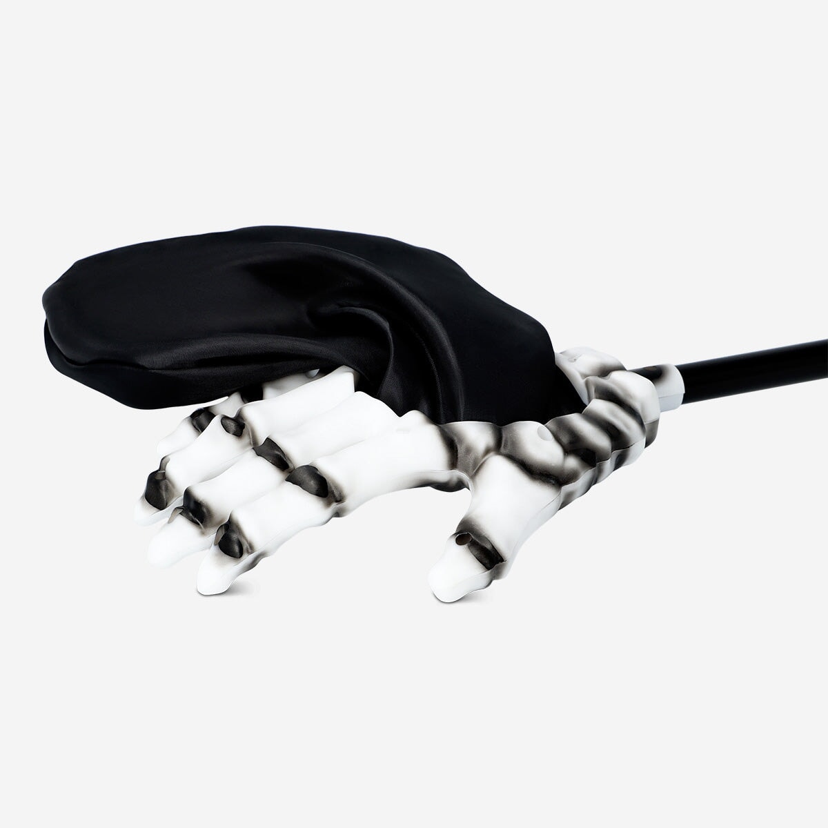 Trick-or-treat skeleton hand bag by Flying Tiger Copenhagen, featuring a spooky hand design perfect for Halloween parties.