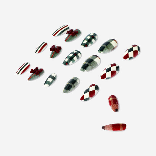 Set di unghie artificiali - Assegni e regali