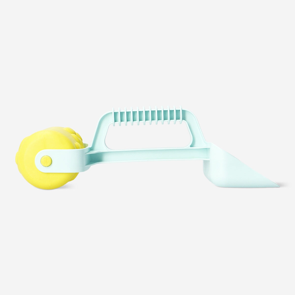 Flying Tiger Copenhagen beach toy shovel for kids, bright plastic sandcastle tool, perfect for building in the sand.