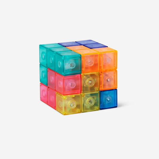 IQ cube. Magnetic