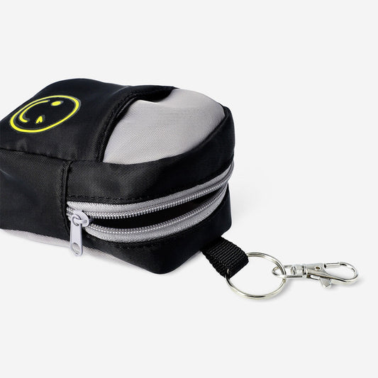 Key ring shaped as a backpack